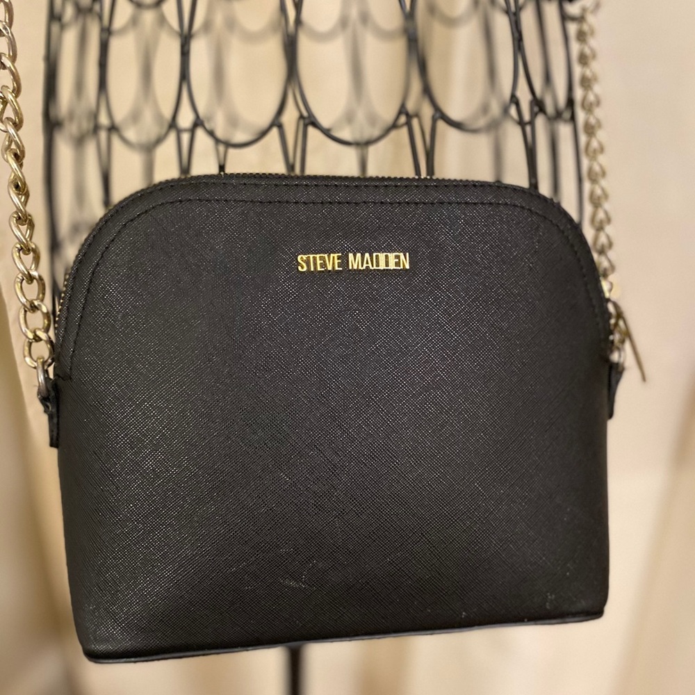 Steve Madden black shoulder purse
